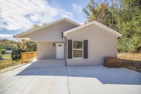 219 Offutt Rd, Clinton, TN 37716 photo 8