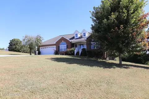 106 Smoky View Ln, Madisonville, TN 37354