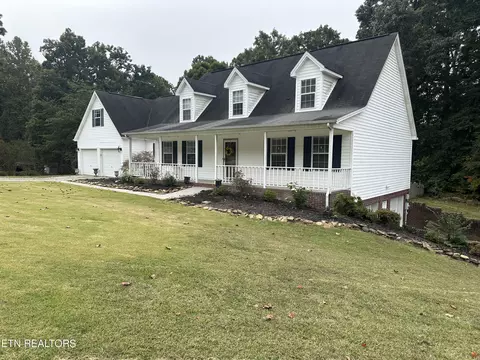 957 967 E Brentwood Dr, Morristown, TN 37814