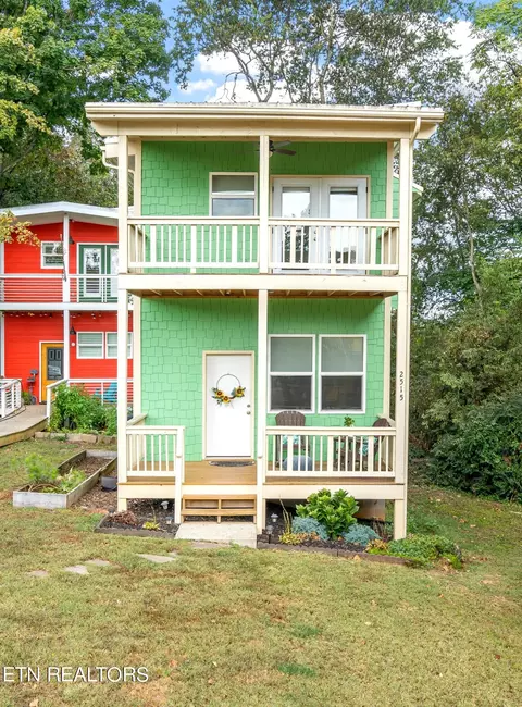 2515 Orchard House Way, Knoxville, TN 37921