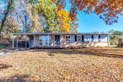 3135 Chantilly Dr, Knoxville, TN 37917