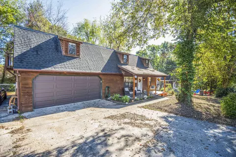 1122 Payne Rd, Knoxville, TN 37914