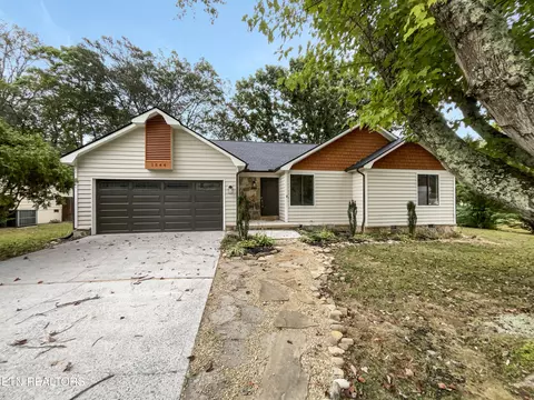 1544 Fox Meadow Cir, Knoxville, TN 37923