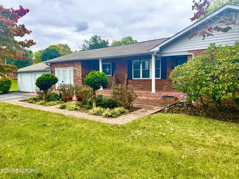 2018 Rose Dr, Tazewell, TN 37879