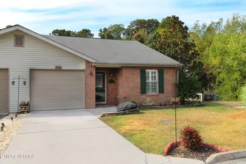 8064 Chambord Way, Powell, TN 37849