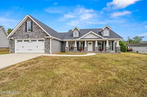 110 Billie Tackett Ln, Clinton, TN 37716