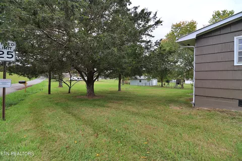 View/Area - 1546 W 3rd Ave, Oneida, TN 37841 photo 1 of 1