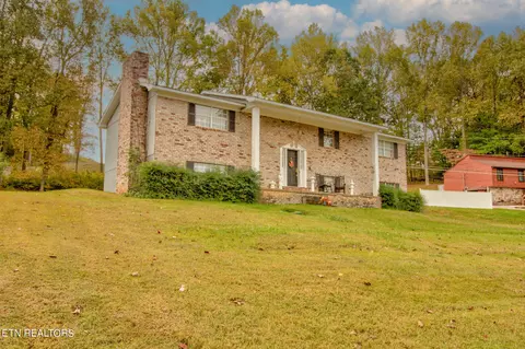 8524 Troutman Ln, Knoxville, TN 37931