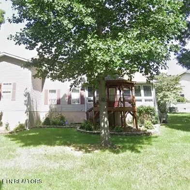 89 White Oak Cir, Crossville, TN 38555