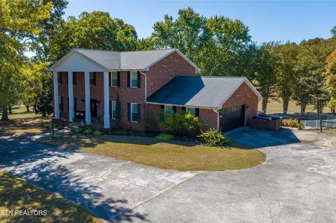 923 Summer Hill Ct, Friendsville, TN 37737