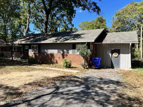 1641 Oak St, Morristown, TN 37813