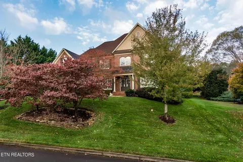 8905 Bartlett Ln, Knoxville, TN 37922