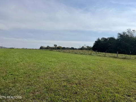 Highway 63, Speedwell, TN 37870