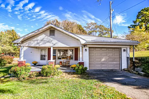 1088 Davis Chapel Rd, La Follette, TN 37766