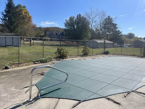 352 Mountain Rd, Clinton, TN 37716 photo 3