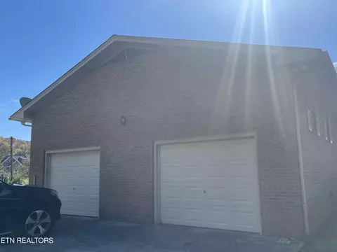 352 Mountain Rd, Clinton, TN 37716 photo 28