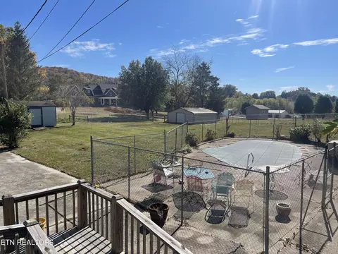 352 Mountain Rd, Clinton, TN 37716 photo 32