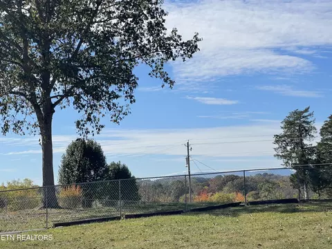 352 Mountain Rd, Clinton, TN 37716 photo 27