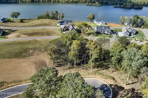 173 Keho Ct, Loudon, TN 37774