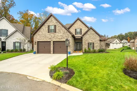 925 Valley Glen Blvd, Knoxville, TN 37922