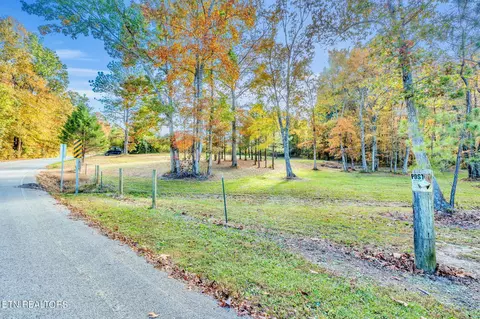 Rocky River Rd, Rock Island, TN 38581