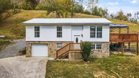 915 Cedar Springs Valley Rd, Sevierville, TN 37876