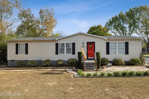 709 S Farnum St, Friendsville, TN 37737