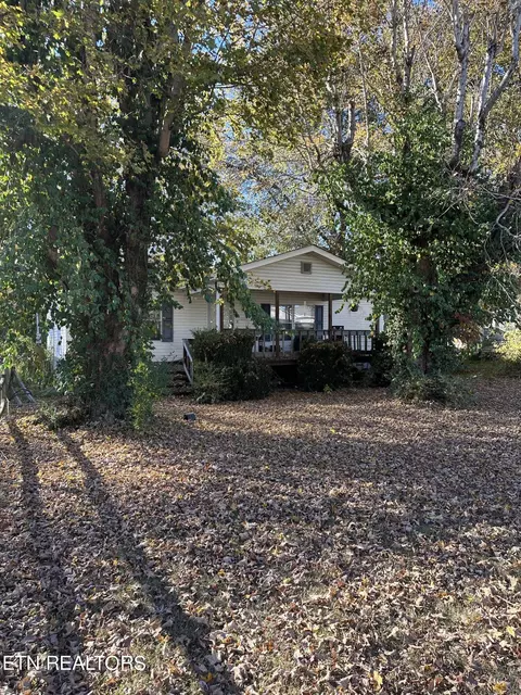 325 Manilla Rd, Englewood, TN 37329