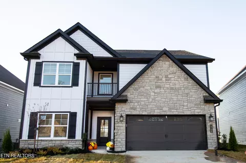 1708 Melton Meadows Dr, Maryville, TN 37803