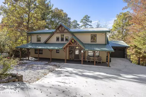 1039 Cove Pointe Rd, La Follette, TN 37766