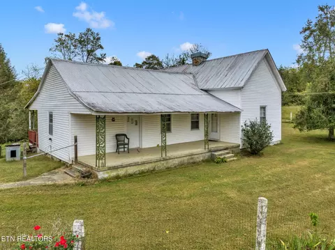 2798 Dry Creek Rd, Mcminnville, TN 37110