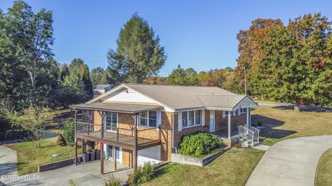 169 Scenic Hill Dr, Spring City, TN 37381