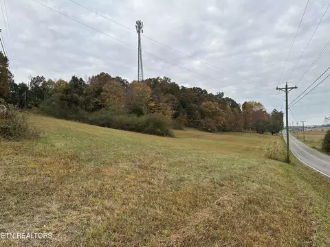 550 Robinson Rd, Loudon, TN 37774