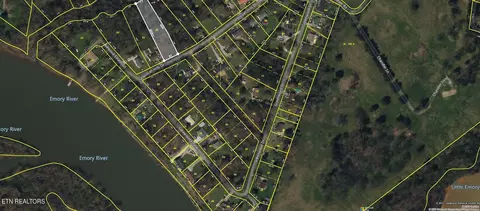 Sequoyah Hills Drive, Harriman, TN 37748