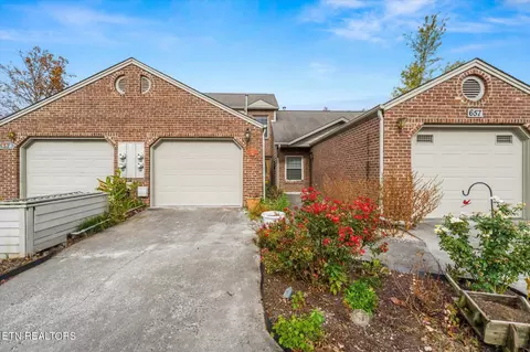 655 Sunrise Cir, Sevierville, TN 37862