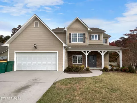 6208 Lantern Ridge Ln, Knoxville, TN 37921