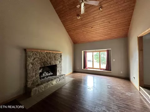 243 Iris Dr, Harrogate, TN 37752 photo 19