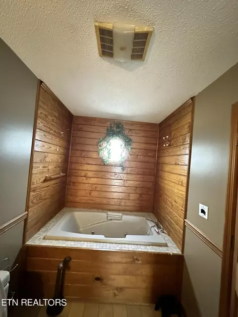 243 Iris Dr, Harrogate, TN 37752 photo 30