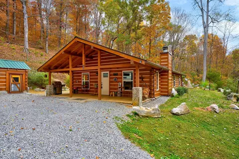 3336 Thomaswood Tr, Sevierville, TN 37876
