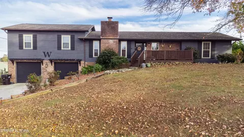 1680 Allen Shore Dr, Lenoir City, TN 37772