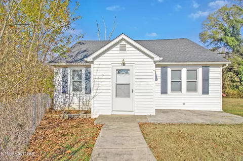 501 Margrave Dr, Harriman, TN 37748