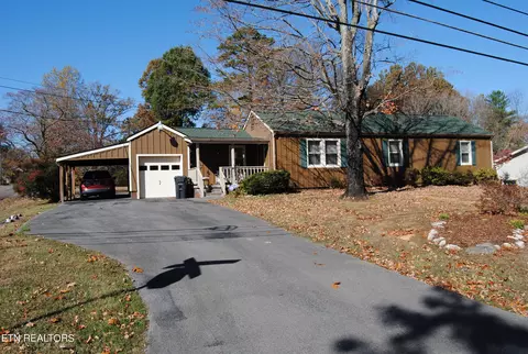 1201 Woodcrest Dr, Knoxville, TN 37918