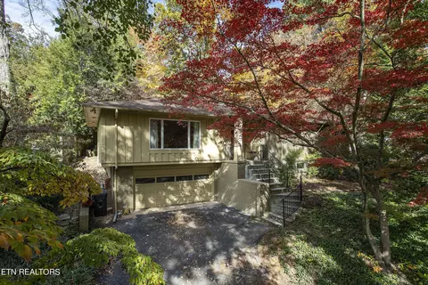 4241 Hiawatha Dr, Knoxville, TN 37919