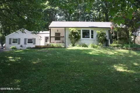 4605 Barbara Dr, Knoxville, TN 37918