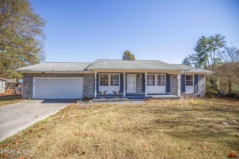 162 Terisu Cir, Powell, TN 37849