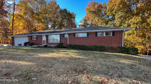 3627 Laurel Oak Ln, Knoxville, TN 37931