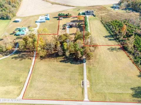 564 Bales Hollow Rd, Friendsville, TN 37737