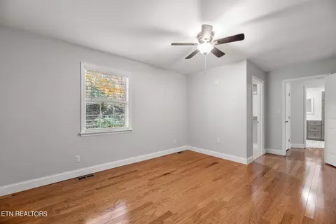 701 Sharp St, Clinton, TN 37716 photo 17