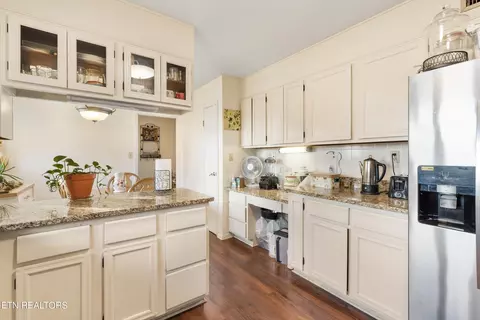 2881 Lake Forest Cir, Talbott, TN 37877 photo 14
