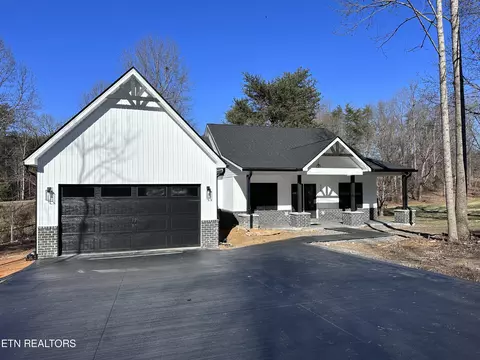 320 Christie Cir, Cookeville, TN 38501
